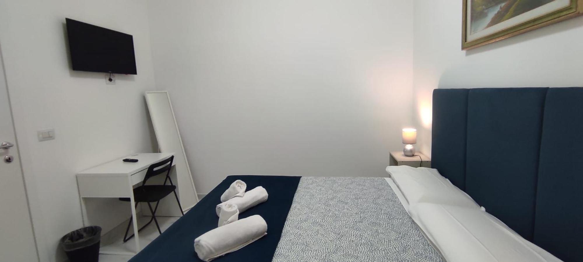 Stazione Telese 41 Bed & Breakfast Рим Екстериор снимка